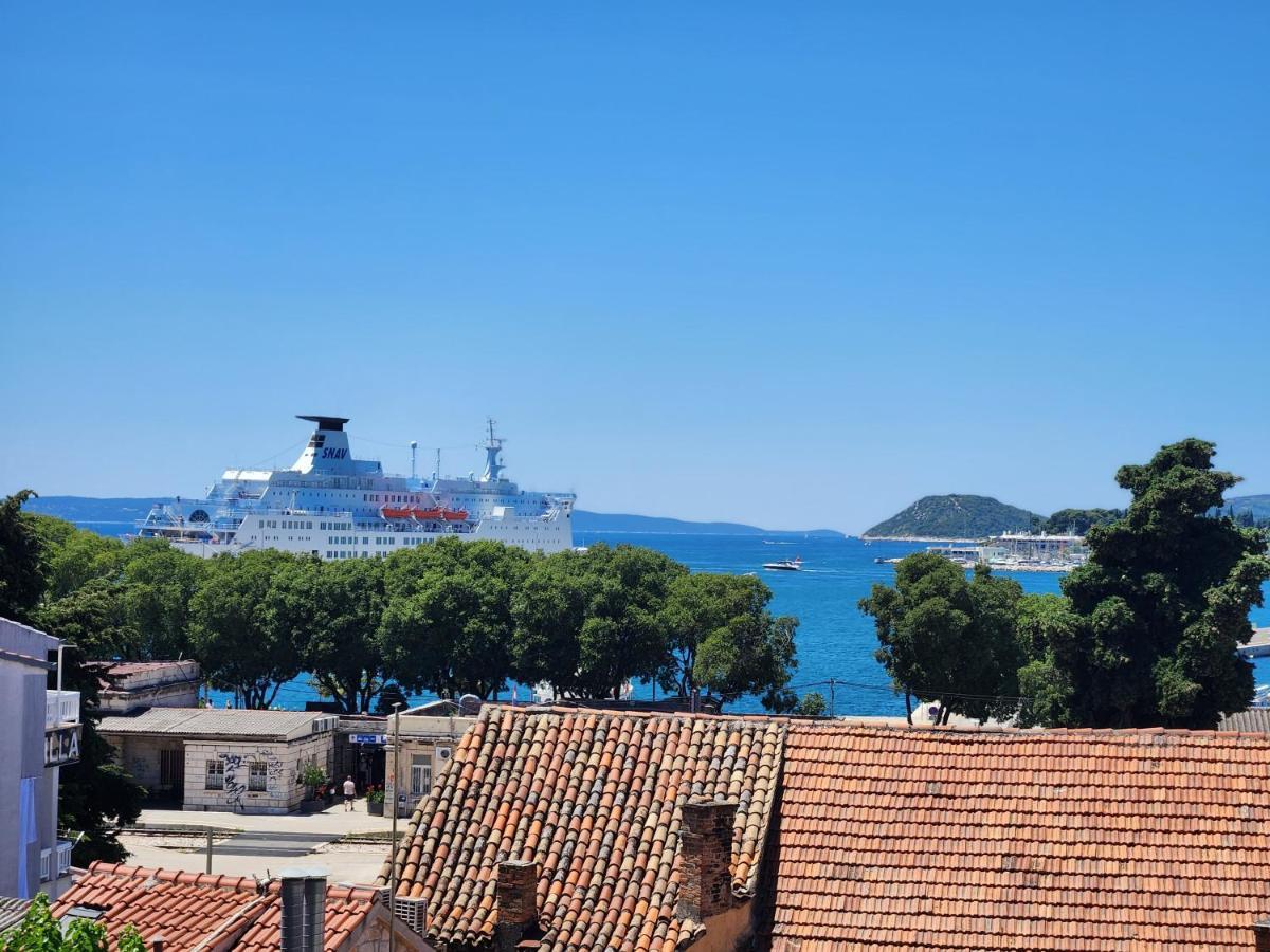 Hostel Queen Centar Split Ngoại thất bức ảnh